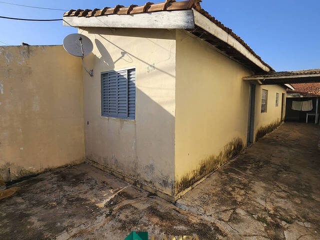 Casa para Venda em Monte Alto - 2