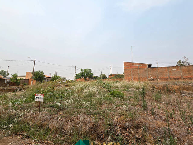 #943 - Terreno para Venda em Monte Alto - SP