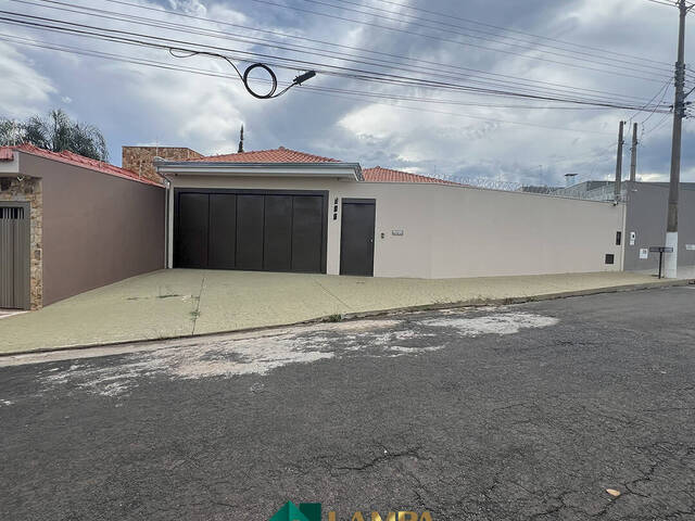 #978 - Casa para Venda em Monte Alto - SP - 1