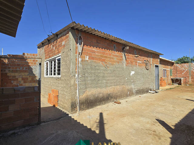 Casa para Venda em Monte Alto - 4